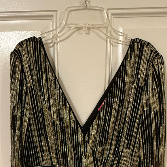 Stunning Lilly Pulitzer Riza Long Sleeve Romper - Picture 7 of 12